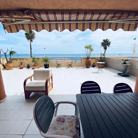 Primera Linea De Playa, Topacio 1 * Calpe