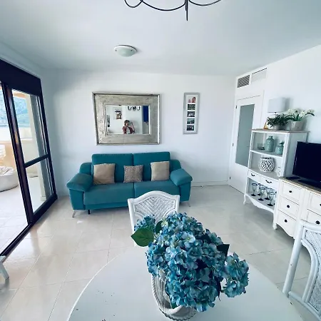 Primera Linea De Playa, Topacio 1 * Calpe