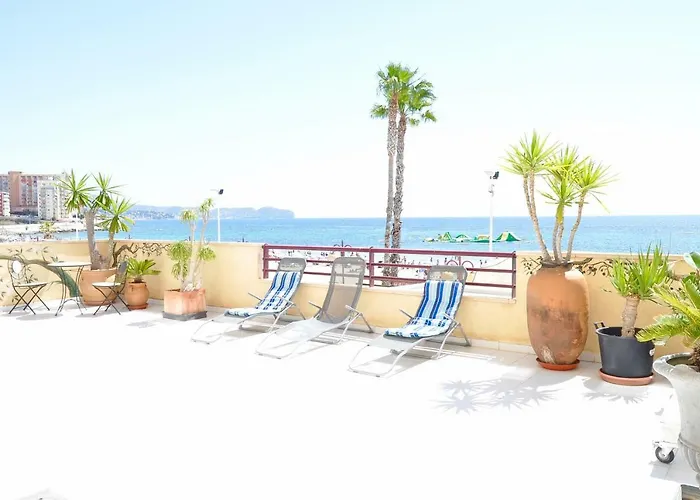 Primera Linea De Playa, Topacio 1 * Calp